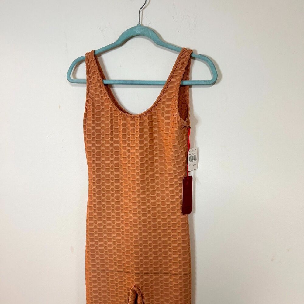 Roma Concept Jumpsuit Womens Large Nude Geometric Textured Scoop Neck Yoga NWT - Picture 7 of 13